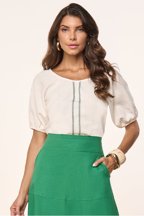 blusa off white decote redondo 2