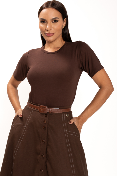 T-shirt Básica de Viscolycra Marrom Karine Lekazis