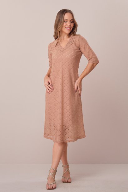 Saída de Praia Bege Midi Rendada Jamile Tatá Martello