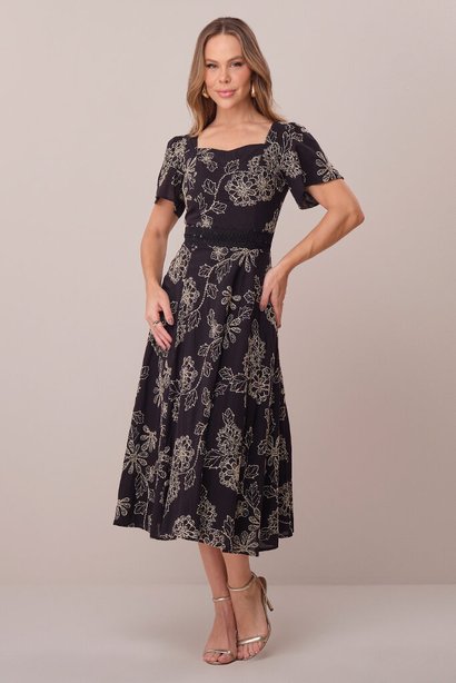 Vestido Preto Midi no Algodão Bordado Clarissa Tata Martello