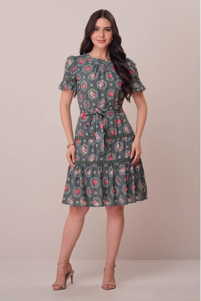 Vestido Verde Curto no Crepe Gloss Estampado Melinda Tatá Martello
