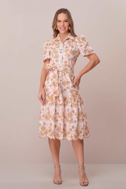 Vestido Mostarda Midi no Linho Bordado Mara Tatá Martello