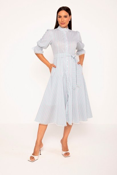 Vestido Chemise em Tricoline Listrado com Detalhe de Renda Off White Noeli Lekazis