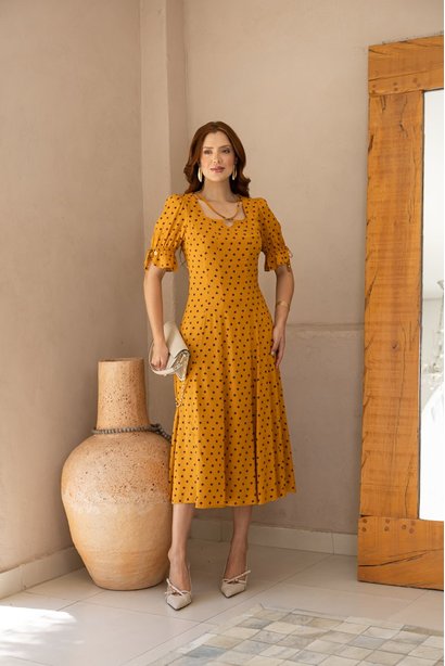 Vestido Midi Estampa Gravataria Com Detalhes de Franzidos nas Mangas Luciana Pais