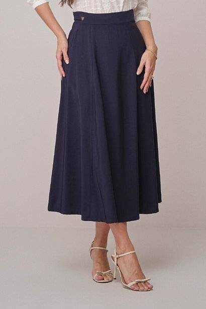 Saia Azul Marinho Midi na Alfaiataria Fluida Heloisa Tata Martello